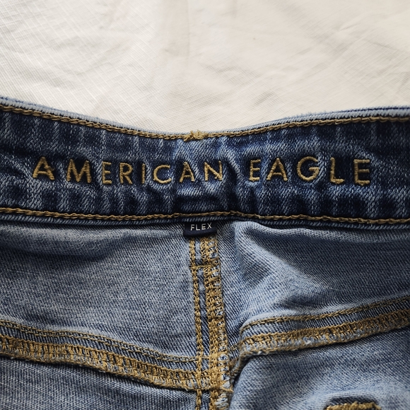 American Eagle Outfitters Light Blue Straight Jeans - Picture 8 of 11